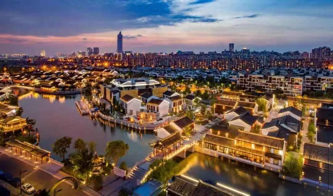 为什么秋季的光伏发电量比夏季还高？