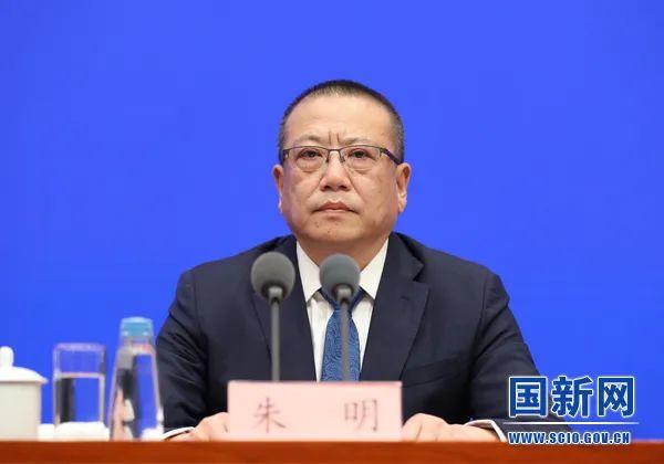 国家能源局:大力发展光伏发电、风电等可再生能源;多管齐下解决消纳问题